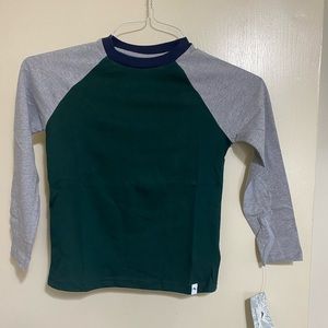 NWT tommy Bahama Brand Boys long sleeve tshirt size 5/6